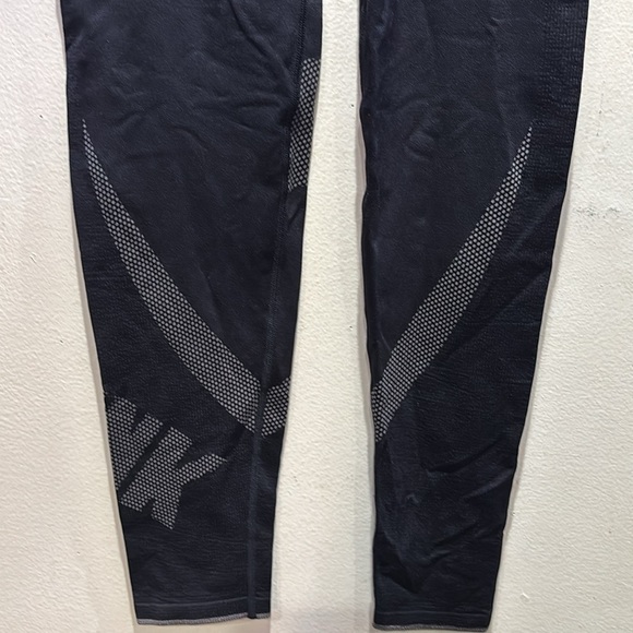 Pink  Black and Gray Leggings - Picture 4 of 5